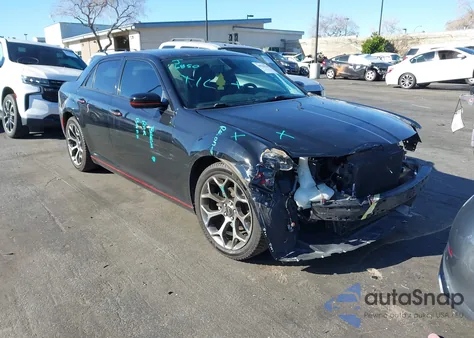 2018 Chrysler 300 Touring из США, поврежденный, VIN 2C3CCAAG6JH265190